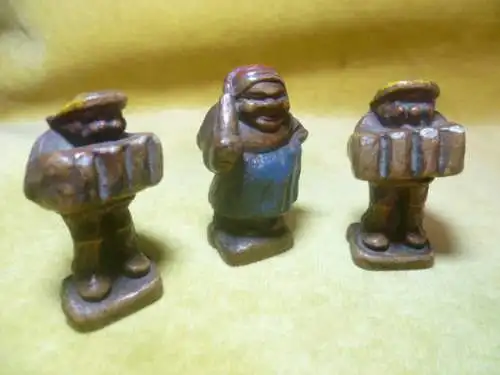 München Bier Charakter Figuren   Miniaturen  handgeschnitzt um 1900 Provenienz aus meinen Russlandreisen!