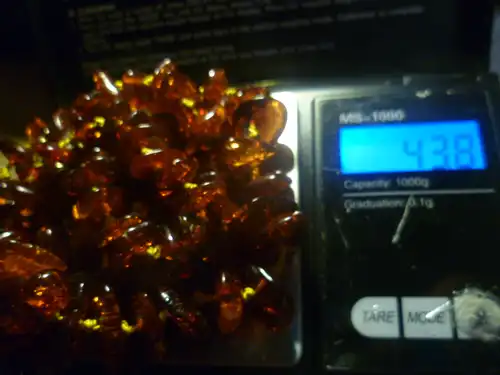 Scotch Bernsteinkette Verschluss Silber vergoldet aus der Art Deko Zeit Länge 74 cm Gewicht 43,8 Gramm 