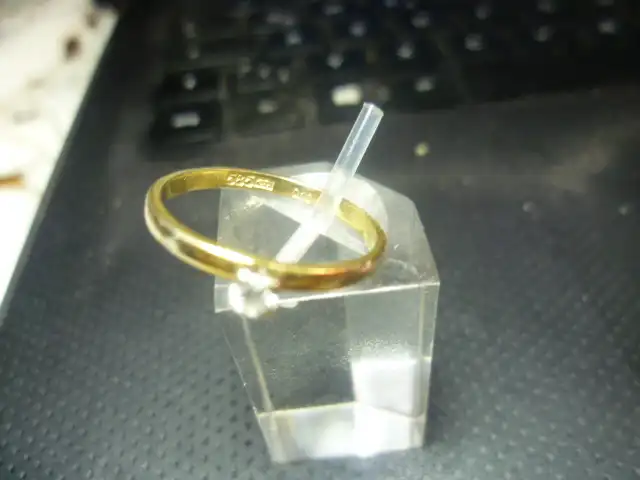 Gold 585 Brilliant  Ring Vintage   um 1960 -70 gefaßt mit 1 Brilliant  0,1= Karat  in 0,1V