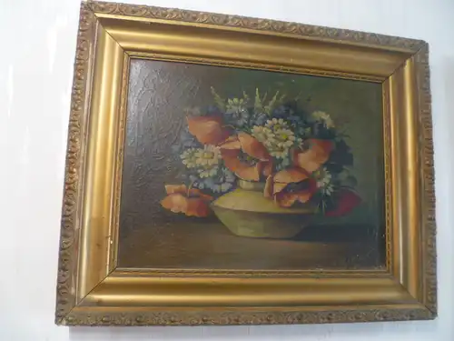 Stilleben Mohn mit Margeriten in einer Vase auf dem Tisch  , Karlsruhe um 1900 gemalt signiert?