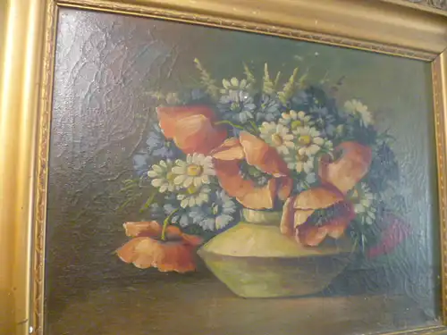 Stilleben Mohn mit Margeriten in einer Vase auf dem Tisch  , Karlsruhe um 1900 gemalt signiert?