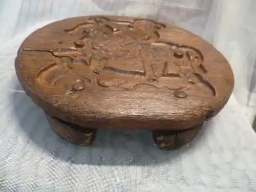 Musealer Lebkuchen oder Spekulatiusmodel Reiterfigur tief ausgeschnitzt um 1760 Eiche Provenienz: Bäckerei Gauss Bretten Baden 