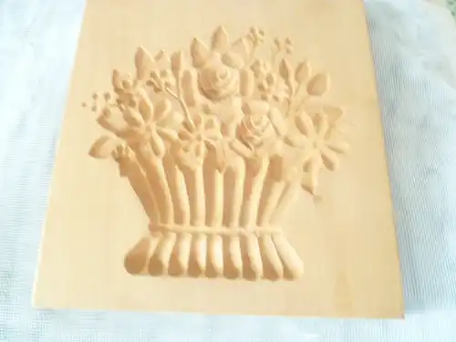 Springerle  seltene Motive  großer Biedermeier Blütenkorb  Wildkirschebaum1880 Provenienz Bäckerei in Bretten