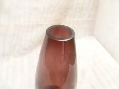 Murano violette zylindrische Vase Vintage Späce Ära  1960 H: 19 cm aus der Vitrine