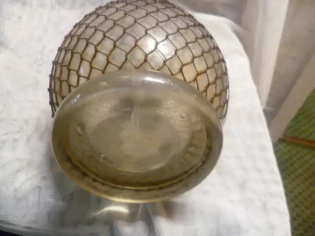 Seltersflasche mit Zinn Montierung 