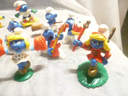 Seltenes Konvolut von Schlümpfen es sind 13 Stück 