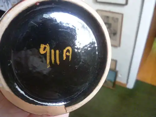 Aldo Londi 1911-2003  für Bitossi Ferarrirote Erdbeere  Äre Space Am Boden gemarkt A.L lebte von 1911 bis 2003 er arbeitete zusammen mit Fratelli Francuellacci Studio Keramik sehr seltenes Design Erdbeere