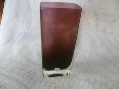 Kosta Schweden violette Kristall Blockvase wohl von  Victor Emanuel Lindstrand 1904 Göteburg1983 Kosta