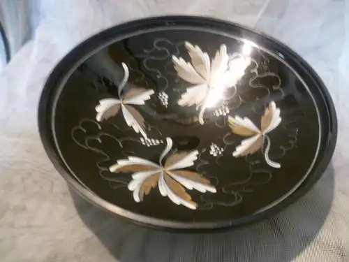 Novy Bor Haida Glashütte Schwarze Hyalit Glas Obst  Gebäck Trauben  Schale bemalt reines Silber Gold uns Weiß