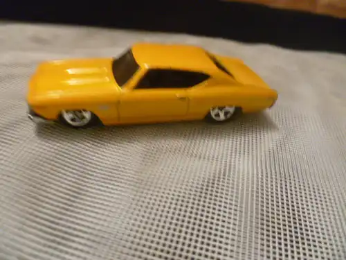Hot Weels	 1969 1:64  Chevelle SS 396  Gelb metallic unbespielt o Verpackung!
