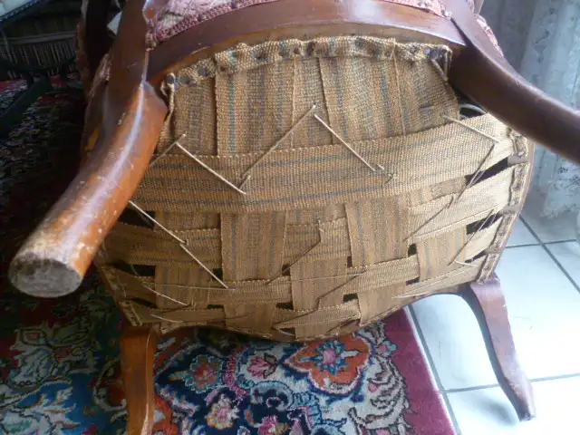 Louis Philippe Sessel aus massivem franz. Nussbaum um 1850 7