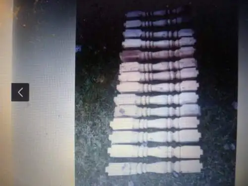 Konvolut vo 14 Stück Holz Drechslersäulen für Treppen Balkon etc Nutzbar Stil des 18Jh Schreinerei Fundus  Top für Einbau!!