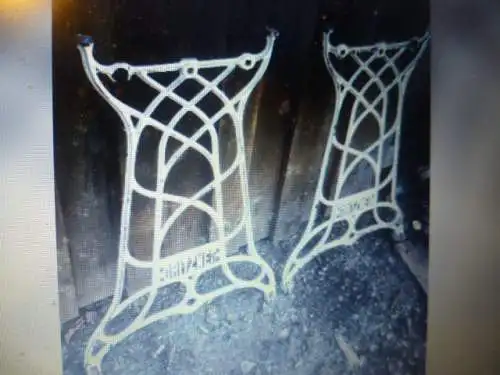 Gritzner 2Wangen Metall Guss zur Deko oder Umbau als Tisch