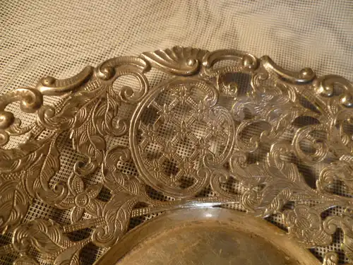 Durchbruchschale Niederlande 833er Silber Utrecht 1922  Löwenpassant 2 für 833 Silber (Marke getragen) mit einem Gewicht von 146 Gramm