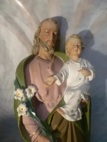 Jesus von Nazareth mit dem Kindlein fein Handbemalt  um 1900 H 44cm