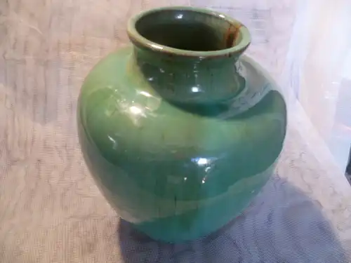 Grün Lauflasur Keramik in der Art der Rüppurrer Keramiken H: 20 cm aus der Vitrine  ein Hingucker !