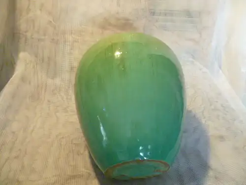 Grün Lauflasur Keramik in der Art der Rüppurrer Keramiken H: 20 cm aus der Vitrine  ein Hingucker !