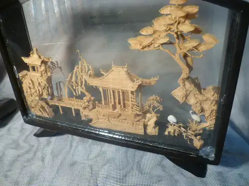  Fuzhou Fujian Kork Schnitzerei Handwerkskunst aus Ostchina  Art Deko um 1940 .