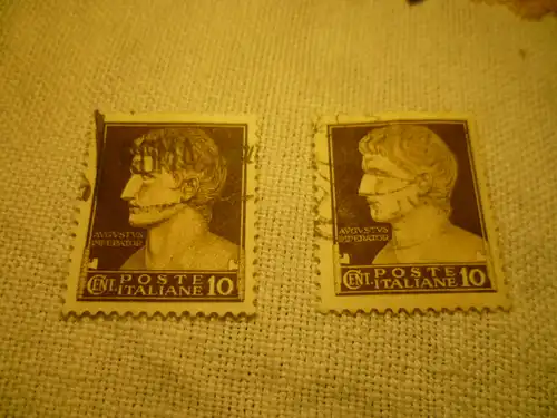 FRANCOBOLLO AUGUSTUS IMPERATORE POSTE ITALIANE CENT. 10  Es sind 2 Sammlerstücke im Bestand  !