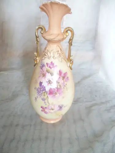  Royal Wettina Jugendstil Nouveau Emporen Vase Robert Hanke Goldbemalung reiches Blütendekor wohl Thüringen oder Tschechoslowakei um 1900