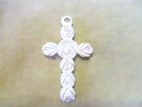 Biedermeier Kreuz feine Rosenschnitzereien um 1850-70 Ebersbacher Schnitzkunst 