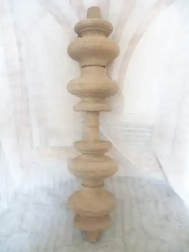 Biedermeier Schränkchen 4 Füße Nußbaum hell Schreinerei Fund1850