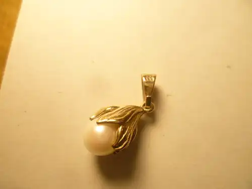Art Deko ca 1940 Gold 333 Perlen Anhänger in Krabbenfassung H 18mm 