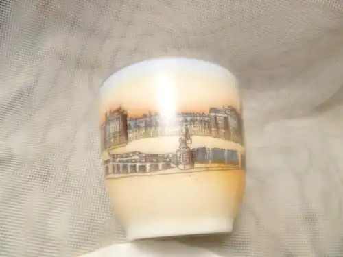 Versailles Le Palace Andenkentasse um 1920  Marke Limoges Dadat