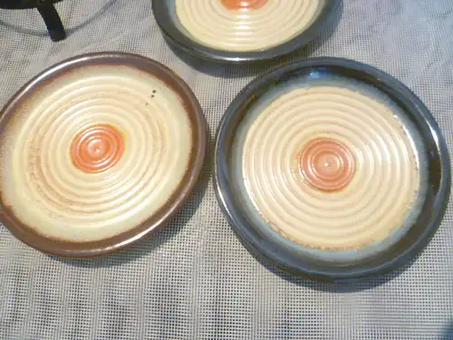 Martha Katzer 1897-1946  Karlsruher Majolika hier 5 Untersetzer gerillte Optik Art Deko 1930-40