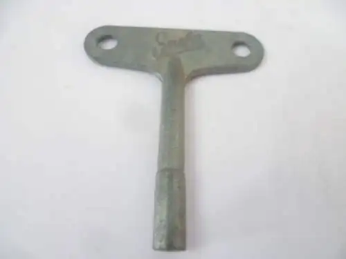 Gescha Blechautos etc seltener   Vierkant 2,5 mm  Schlüssel Aufziehschlüssel Uhrwerkschlüssel Für Blechspielzeug