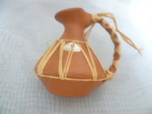 Überlacker Ü Etikett Ufo Keramik Vase  Formnummer 79-10 mit seltenem Bastdekor Rockabilly 60 Ära !!