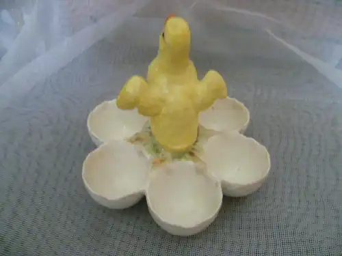 Jugendstil um 1920 Eierspender für Ihre Tischdeko wohl Goebel Bodennummer : 9774 / 99