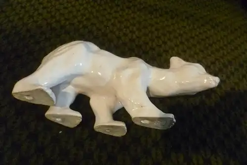 Wandelnder Eisbär Friedrich Goldscheider Terracotta und Keramikmanufaktur Wien Östrerreich - Entwurf von Siegismund Wernekinck (1872-1921)