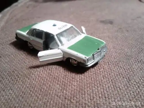 Schuco MB Polizei 350SE/450SE 301866-..73 =1:66 gut erhalten  1:66 
