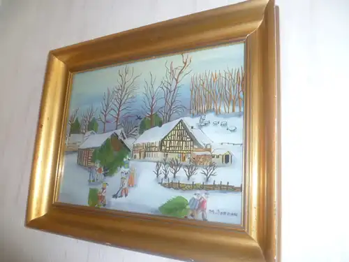 HInterglasgemälde Winterlandschaft Weihnachtsstimmung sig. M Jordan . Interessante Thematik winterliche Dorfidylle mit Christbäume auf einem Schlitten , Dorfbewohner welche Christbäume abholen