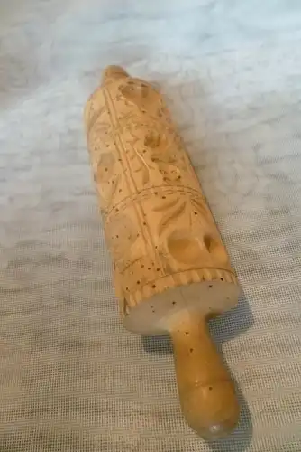Rolle Spekulatius Lebkuchen Obstholz oder Ahorn um 1850 fein geschnitzt! Provenienz Bäckerei in Bretten