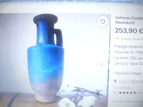 Fat Lava Keramik Vase der Karlsruher Majolika . Wohl Friedegard Glatzle. Modell Nr 7193 mit unglaublichen 61cm Höhe