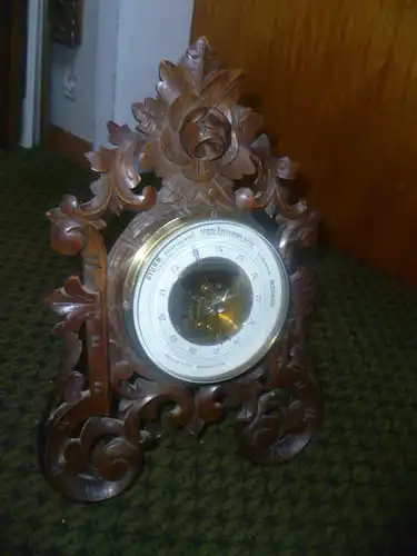 Zum Aufstellen besonders selten zu Finden ! Hand geschnitzter Schwarzwald Tisch Kommoder Gründerzeit Historismus Barometer 