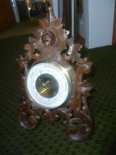 Zum Aufstellen besonders selten zu Finden ! Hand geschnitzter Schwarzwald Tisch Kommoder Gründerzeit Historismus Barometer 