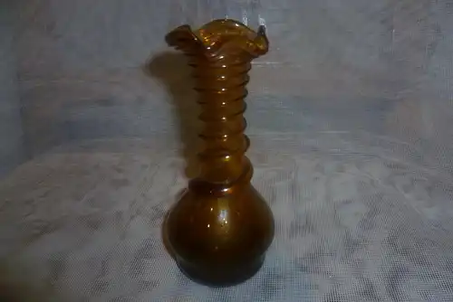 Pulegoso, Muranoglas. Spiralglas Vase Bernsteinfarben , wohl 50 Jahre 