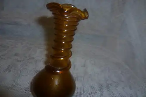 Pulegoso, Muranoglas. Spiralglas Vase Bernsteinfarben , wohl 50 Jahre 