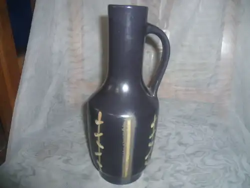Keramikvase "ELBE".Hergestellt in Westdeutschland. Höhe: ~ 25 cm. Die Vase ist in einem guten Zustand