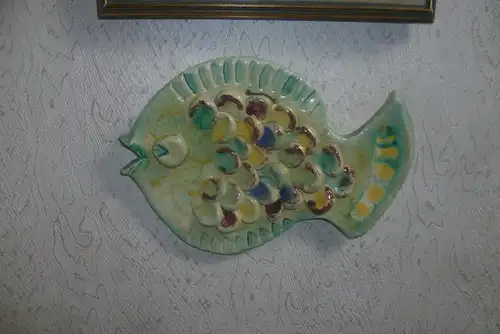 Studiokeramik Wandkeramik Fisch signiert B datiert 1982 in der Art Aldo Londi