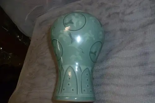 Vintage Korean Celadon Green Meiping Vase aus der Art Deko Zeit um 1920 H: 16