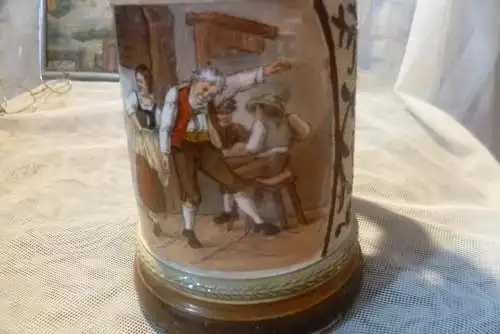 Jäger bzw Bergsteiger Bierkrug Historismus um 1880 Merkelbach oder Villeroy&Boch ,Schauseite handbemalte Wirtshausscene mit Dirnen Scenen