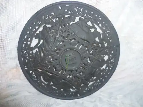  Karl Friedrich Schinkel Entwurf Buderus  Wandteller Formnummer 5003 um 1900 Durchmesser : 21 cm 