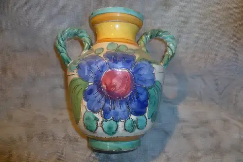 Majolika-Sgraffito-Vase mit geflochtenem Henkeln aus den Fünfzigern sommerliche Farbe in Ihr Leben (auch ohne Blumen!).