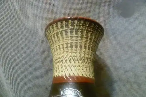 Vase Bay  Rudolf Christmann Schwarz oder Franz Schwaderlapp !! Sgraffito Technik Mid Century (70s) vase made by Bay Keramik, West Germany Formnr. 584 25