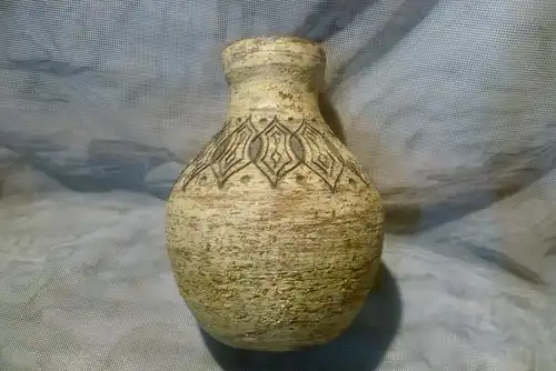 Keramikvase von Jacques Pouchain für Atelier Dieulefit, 1950er Kreateur: Pouchain, Jacques Hersteller: Atelier Dieulefit Stil: Designklassiker, Handgefertigt, Brutalistisch Design