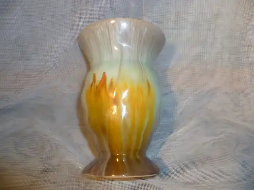 Bay Ra Echtes Frühprodukt von Eduard Bay. Orange Uranfarbe. Laufglasur Ransbach Deutschland Vase  um 1940-50 